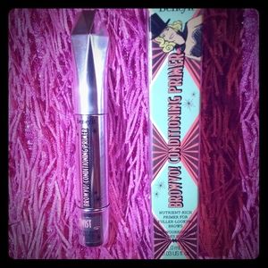 New Benefit Cosmetics
Browvo Conditioning Primer